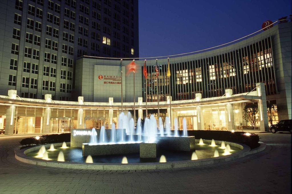 Ramada Plaza Shanghai Gateway Exterior foto