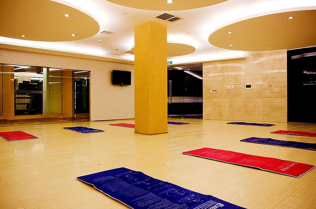 Ramada Plaza Shanghai Gateway Exterior foto